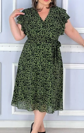 Nanna | Elegant kjole med leopardprint og V-hals - Vellor Wear